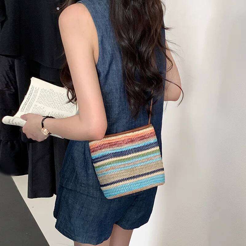 Rainbow colored crossbody for women, 2025 new vacation style grass woven bucket bag, versatile and niche shoulder bag