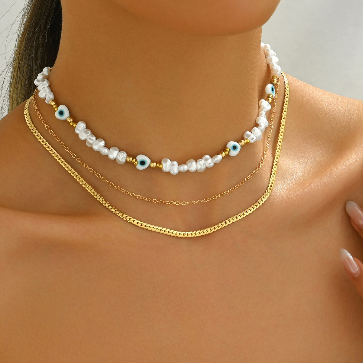 Style Three-Piece Set For Women, Inlaid Pearl Heart Design Long Clavicle Chain Necklace