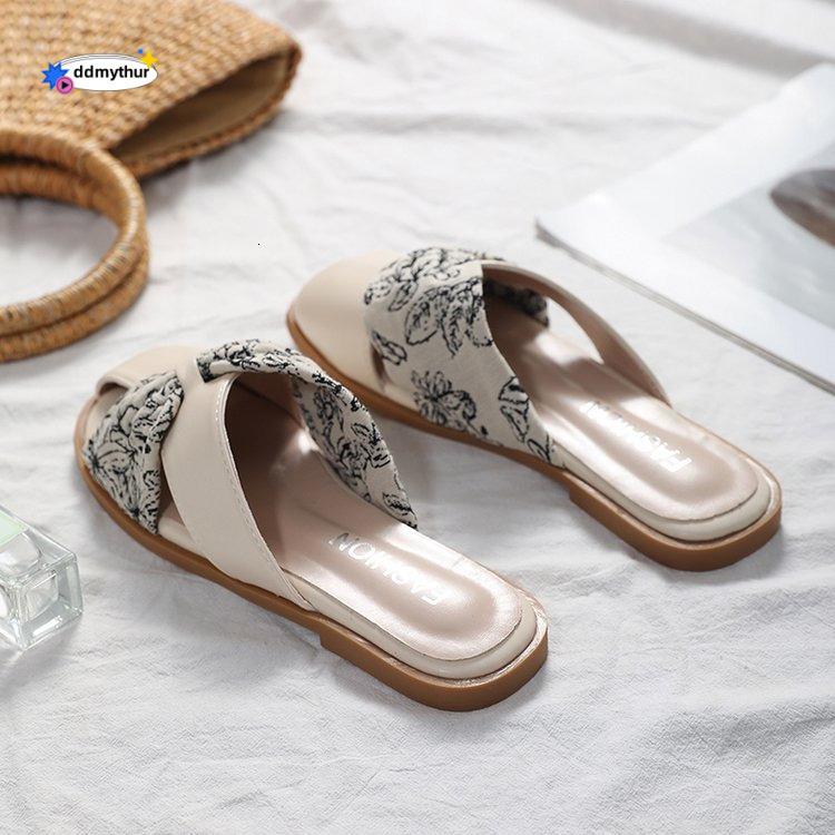 Evening Breeze Gentle Sandals Backless Lazy Slip-On Flat French Style Elegant Closed-Toe Half Slippers for Women Summer ddmythur