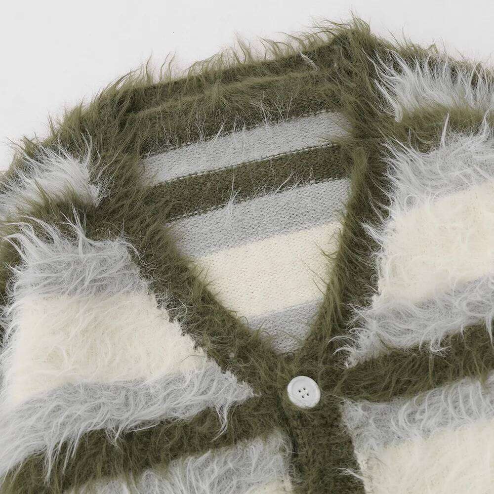 Striped Plush V-neck Sweater Men's Loose Casual Brushed Knit Trendy Couple Versatile Comfortable Haruku High Street Cardigan