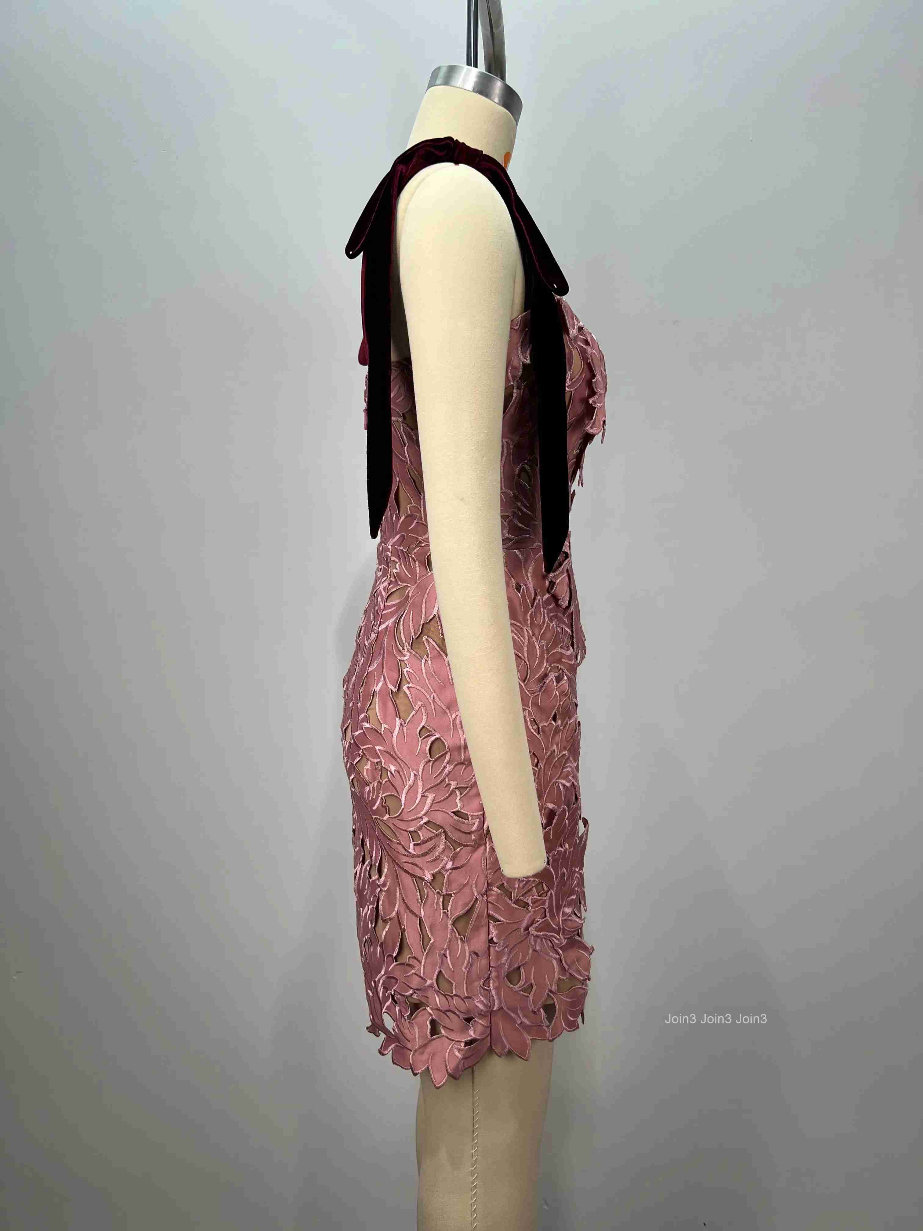 Womens Blush Pink Lace Bandage Dress Sweetheart Neckline Keyhole Back Mermaid Evening Gown Sheer Cut-out Formal Party