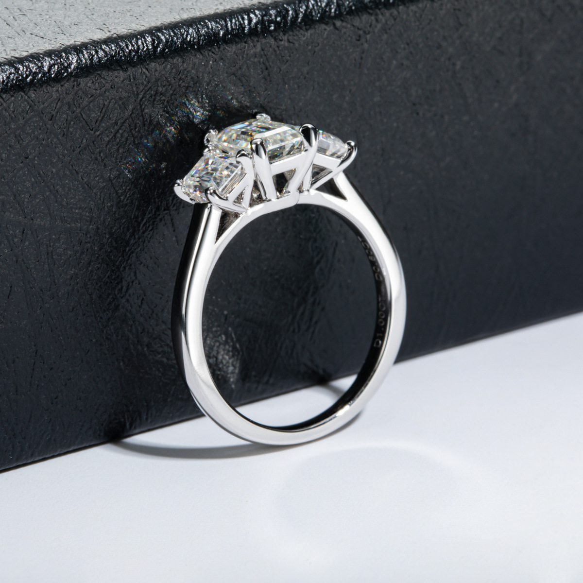Unique Rectangle 1.6 CTW Three Stone Ring Sterling Silver Women Jewelry GRA Certification Emerald Cut Moissanite Ring