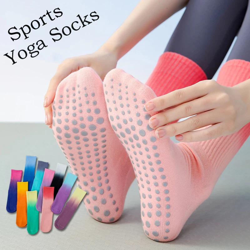 2 Pairs Gradient Yoga Socks for Women Sports Socks Cotton Mid-tube Towel Non-slip Grip Indoor Fitness Crew Gym Pilate Socks 250619