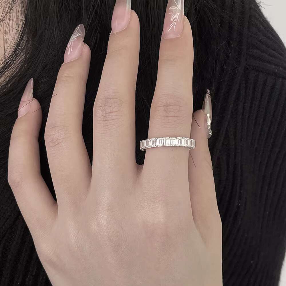 Luxury Carline Bridal Set - Classic Design Diamond-Like Moissanite & Zirconia Eternity Band