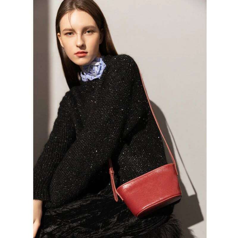 Head layer vegetable tanned cowhide sailboat niche mobile phone bag, genuine leather single shoulder crossbody women's bag