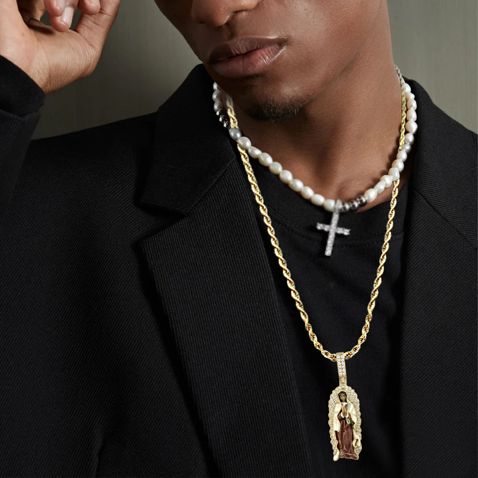 Luxury Hip Hop Punk Portrait Pendant Minimalist Niche Cool Statement Choker Necklace druzy jewelry Pass the diamond tester