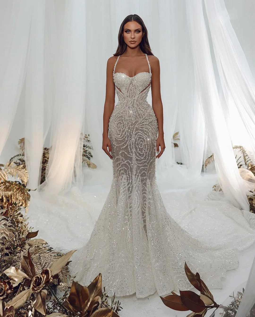Sexy Mermaid Evening Dresses Sleeveless V Neck Spaghetti Straps Appliques Beads Floor Length 3D Lace Hollow Plus Size Customized Prom Formal Dress Gow