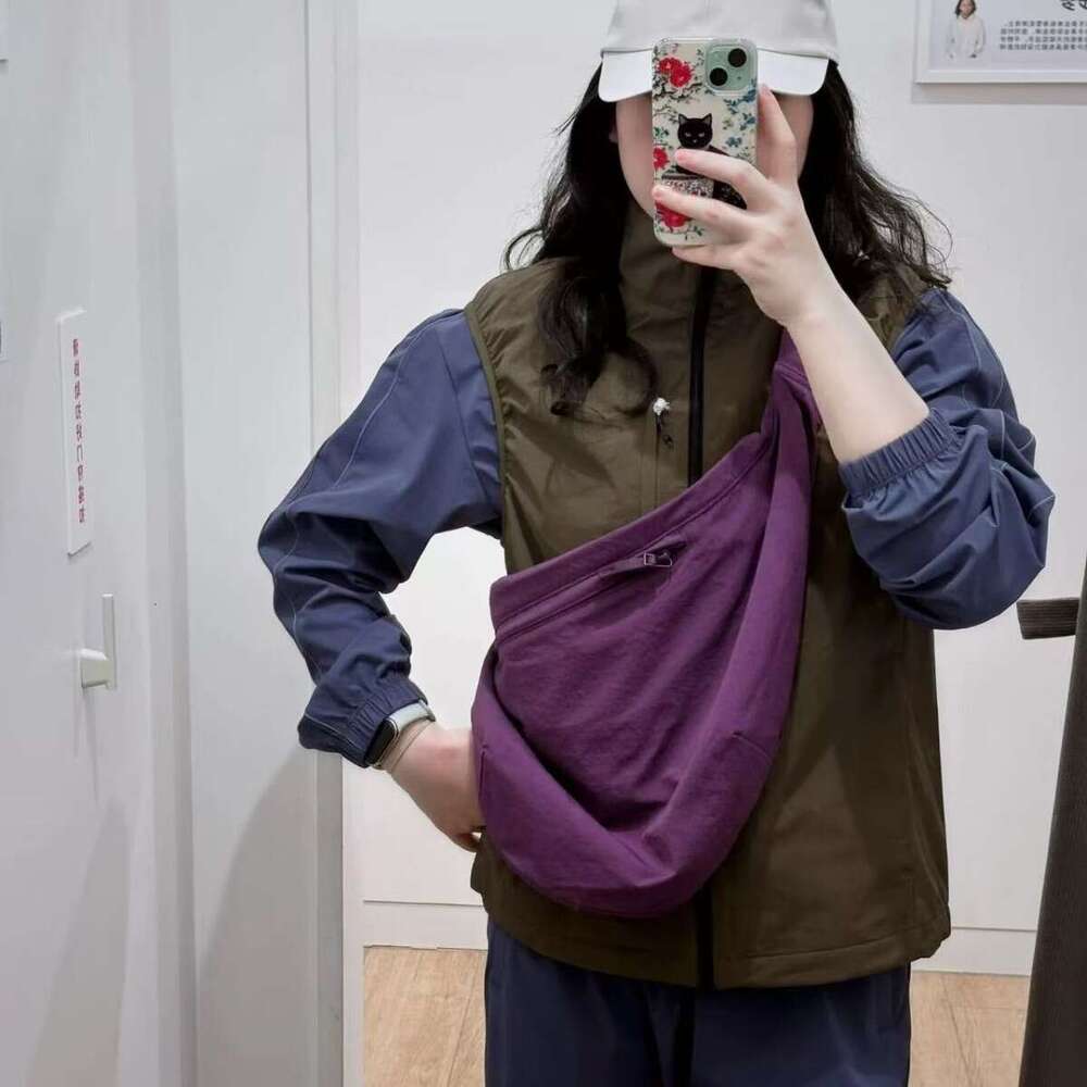 2025 Nylon Purple Dumpling Lightweight Single Shoulder Crossbody Casual Versatile Large Capacity Commuter Bag