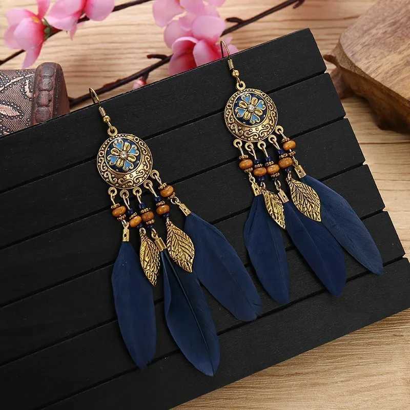 Boho Feather Tassel Earrings 2024 Train Elegant Antique Alloy Carved Wood Bead Dangling Earrings Women Party Jewelry XJ250623