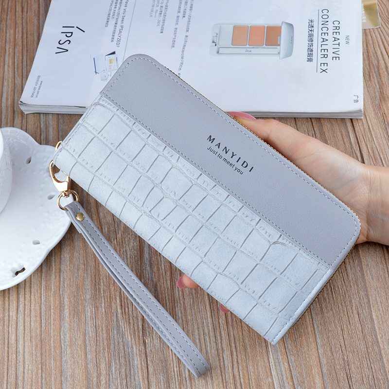 Free Shipping 2025 New Designer Bag New Style Women's Long Zipper Wallet Fashion Retro Large Capacity Phone Bag Crocodile Pattern Soft Leather Wa