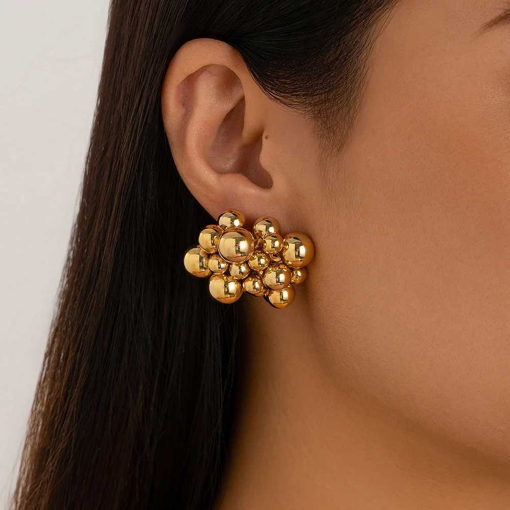 Fashion Metal Geometric Beaded Earrings for Women Exaggerated Hot-selling Bead Earrings Versatile 2025 XJ250623