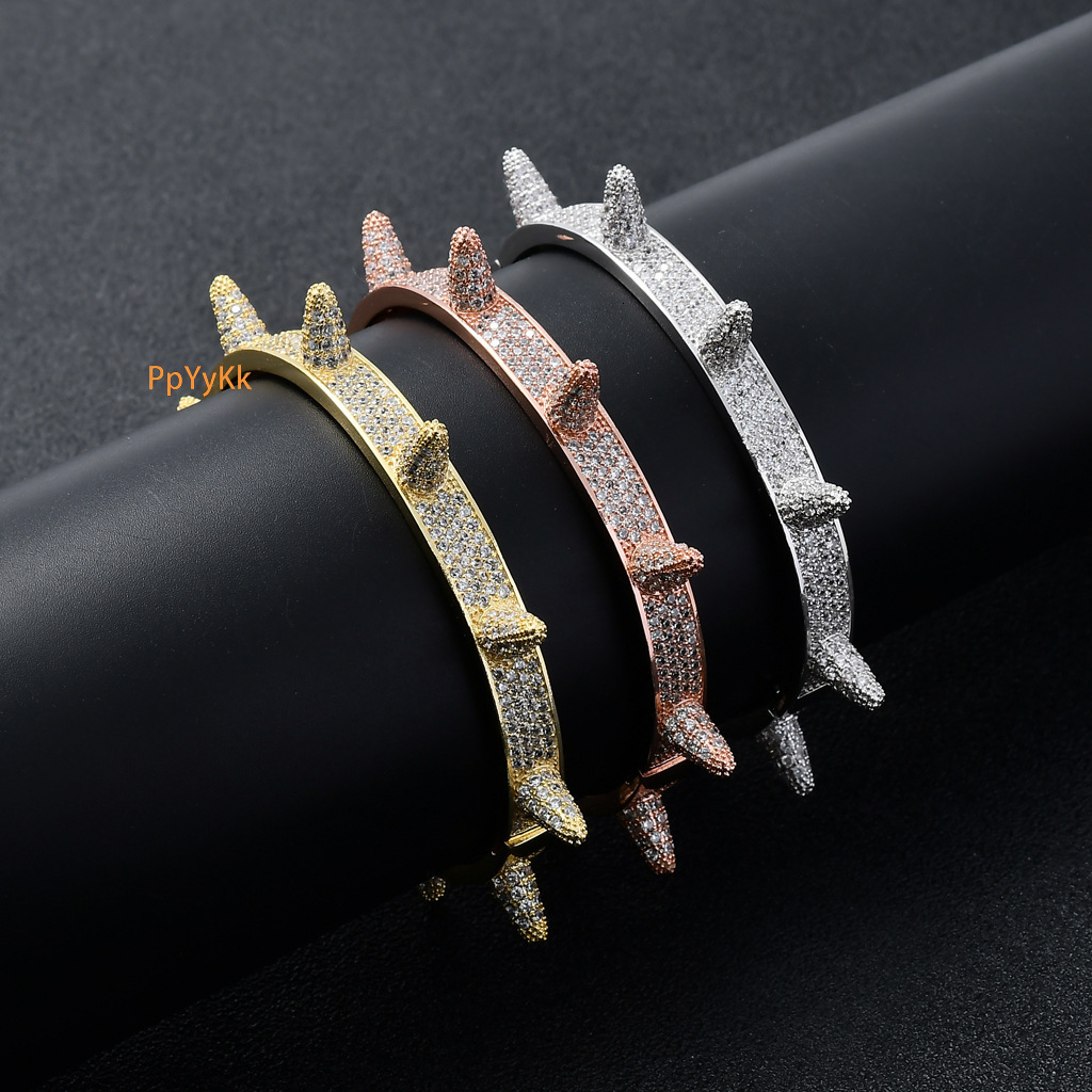 Hip Hop Diamond Inlaid Rivets Punk Heavy Metal Moissanite Trendy Brand Unisex Statement Bracelet Pass the diamond tester