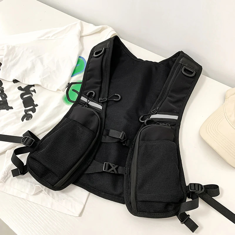 Hiphop Streetwear Chest Rig Bag for Men Fashion Waterproof Tactical Vest Packs Function Storage Backpack Nylon Pockets 250612