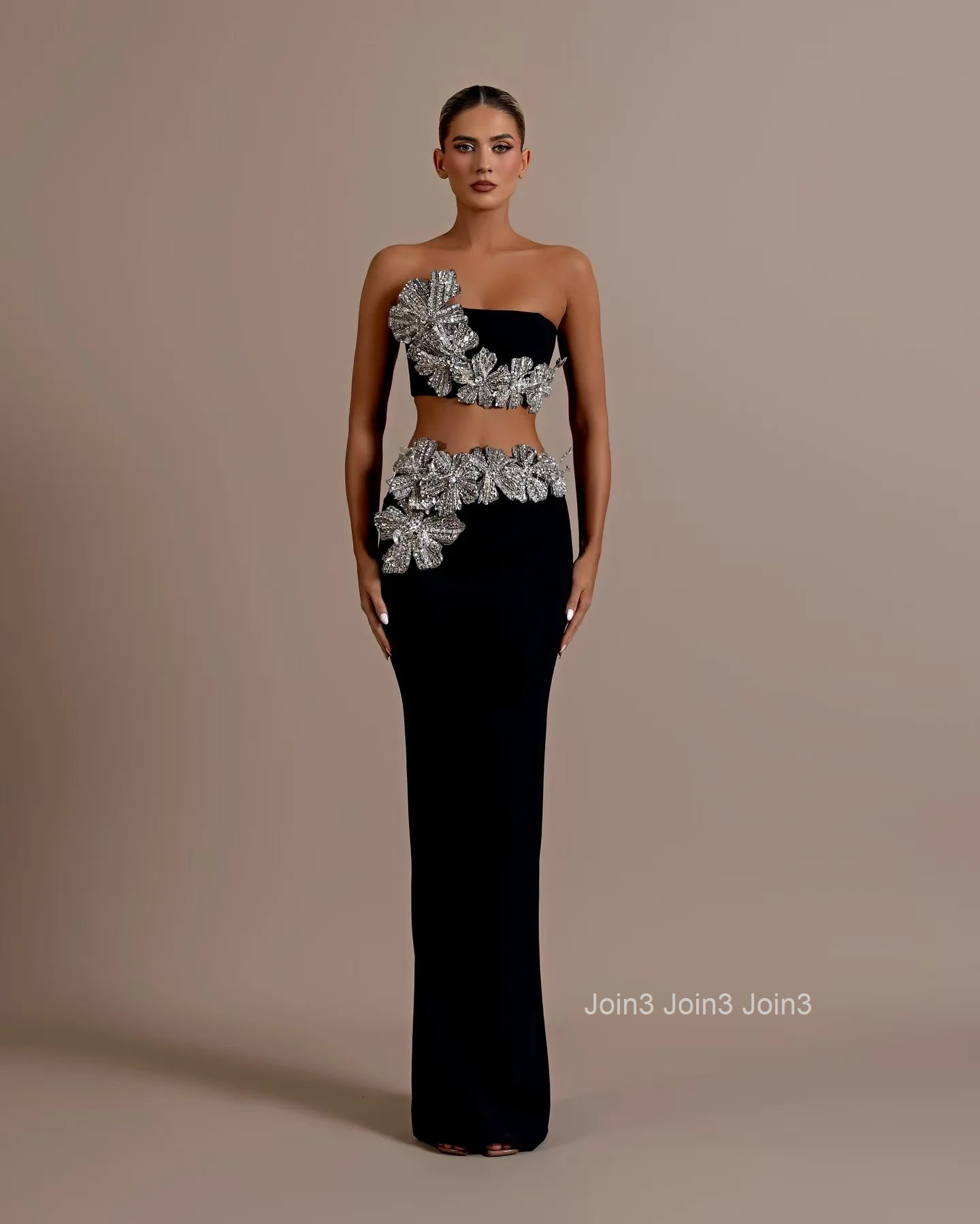 Women Fashion Punk Style Black Two Pieces Chic Big Flower Diamonds Sleeveless Super Short Top Fit Wrapped Hip Skirt Bandage Sets