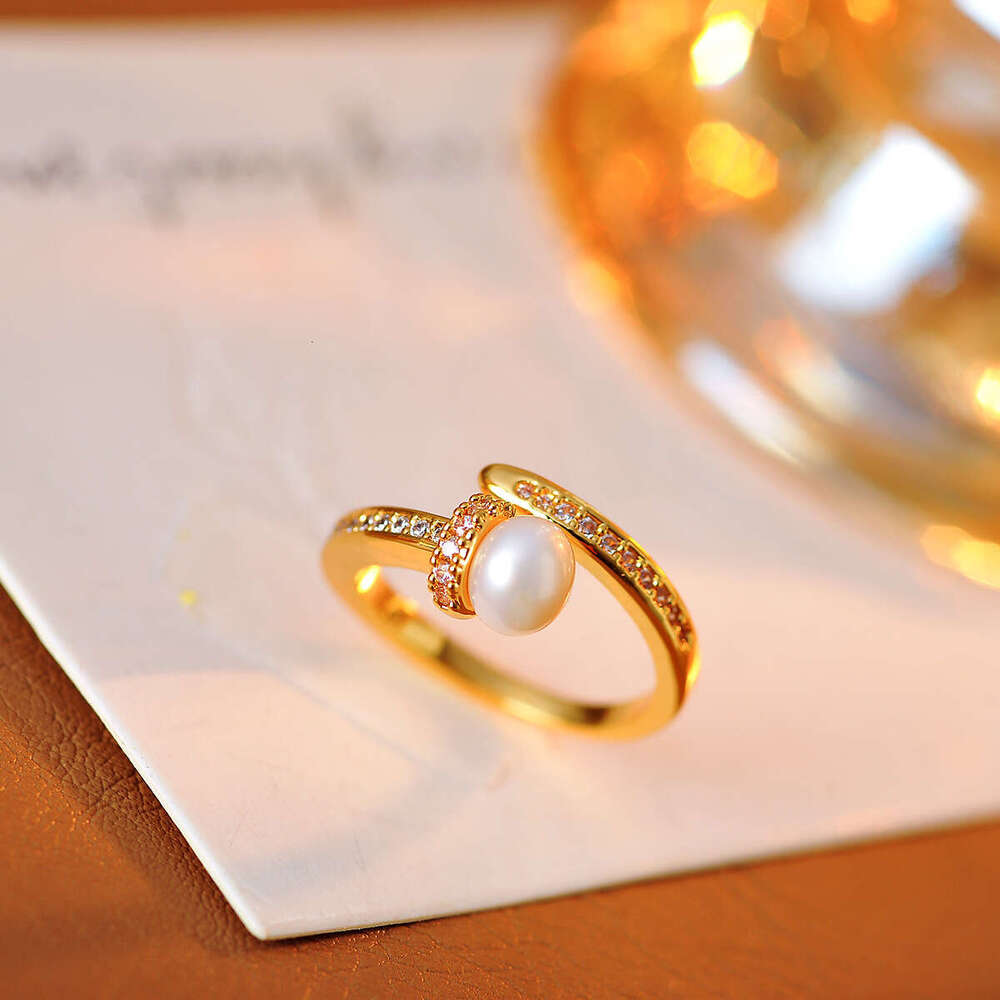 Natural Pearl Ring for Women, Light Luxury High-end Feel, 2025 New Simple Elegant Versatile Niche Design
