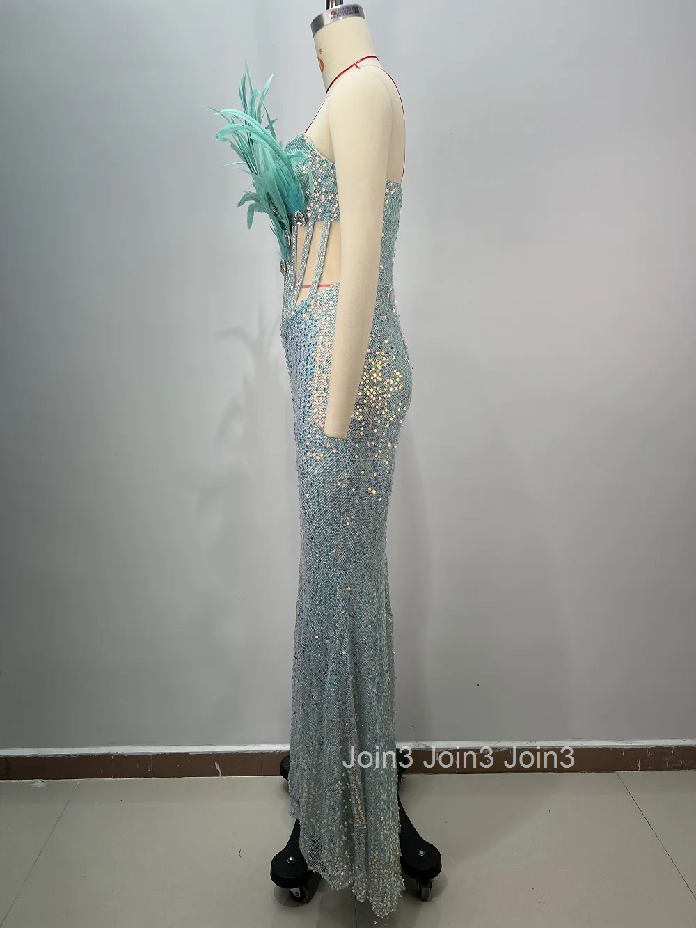 Womens Gown Blue Luxury Diamonds Embroidered Flares Gauze Feather Strapless Dress Fashion Celebrity Party Clothing 72hShipment