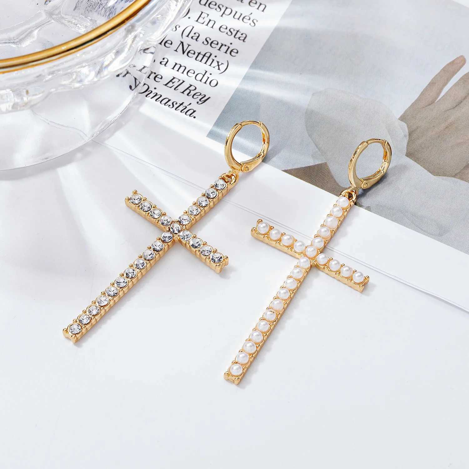 Korean Minimalist Zircon Pearl Drop Earrings for Women Simple Geometric Cross Earring Girls Rhinestone Pendant Mujer Jewelry XJ250623