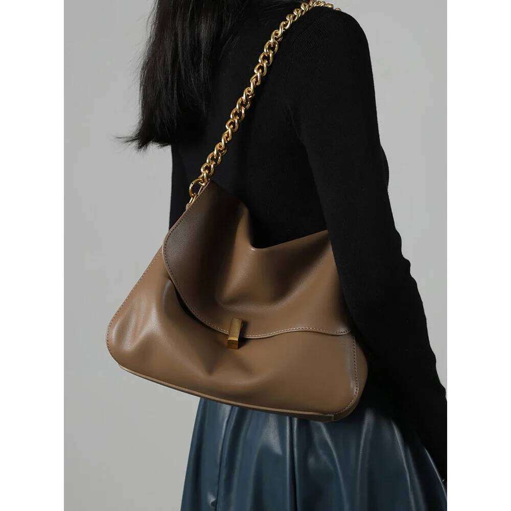 2025 Women's Split Cowhide Large Crossbody Bag Stylish Chain Strap Shoulder Purse Spacious Work Tote For Daily Commute