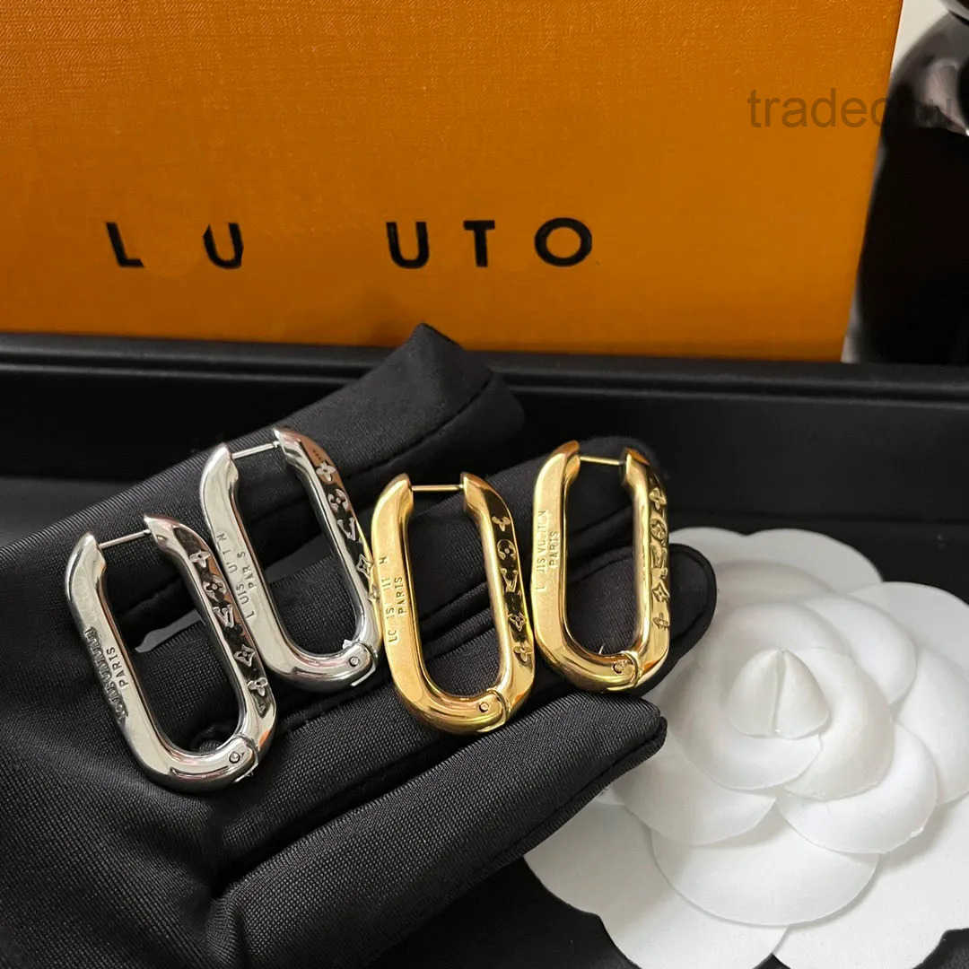 Luxury Style Womens Earrings Winter New Designer Jewelry Stainless Steel High Quality Earring Box Packaging Boutique Jewelry Romantic Couple Love Earrings b84