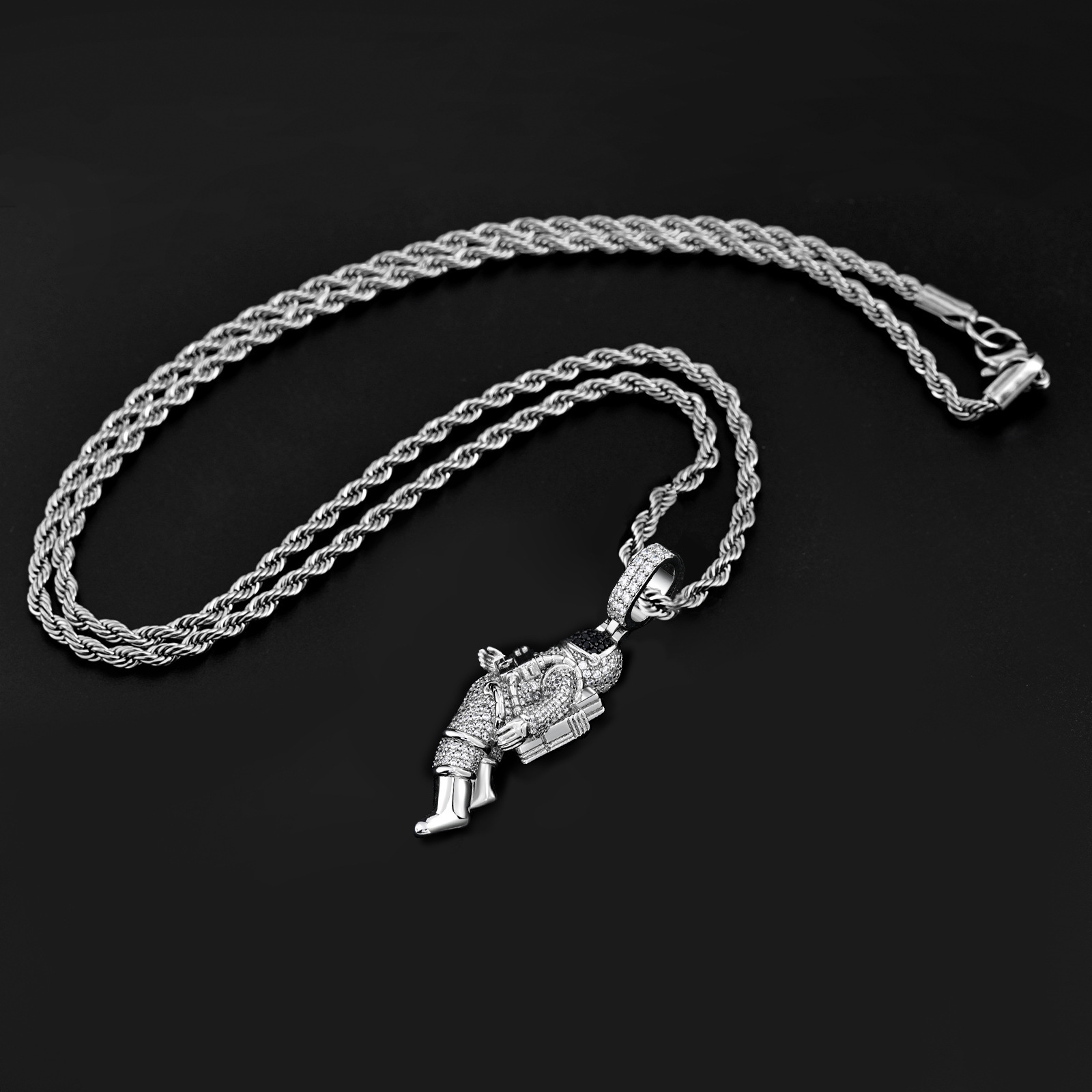 Luxury Moissanite Hip Hop Astronaut Pendant Diamond Inlaid Men's Niche Premium Statement Necklace Pass the diamond tester