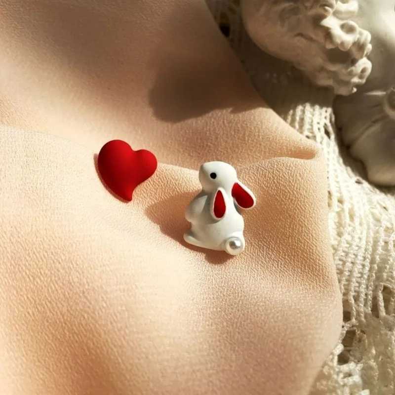 Cute Fairy Tales Animal Rabbit Pearl Stud Earrings Sweet Girls Women Asymmetric Heart Ear Studs JewelryXJ250623