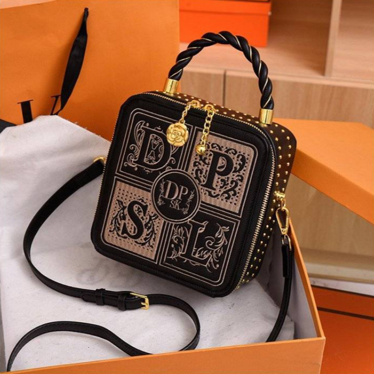 Women's Commuting Small Square Bag Handbag Free Shipping New Light Luxury Internet Celebrity Letter Shoulder Bag Versatile Fashion Designer Cross
