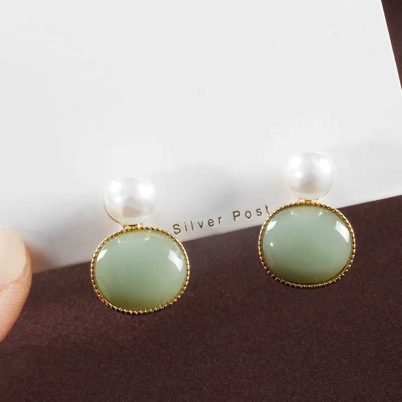 Imitation Pearl Top Womens Hanging Earrings Round Pendants Dangle Earrings Korean Fashion ly Girls Ear Jewelry 2025 newXJ250623