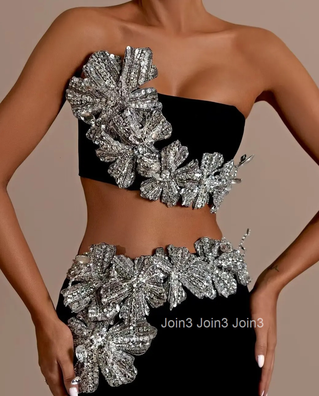 Women Fashion Punk Style Black Two Pieces Chic Big Flower Diamonds Sleeveless Super Short Top Fit Wrapped Hip Skirt Bandage Sets