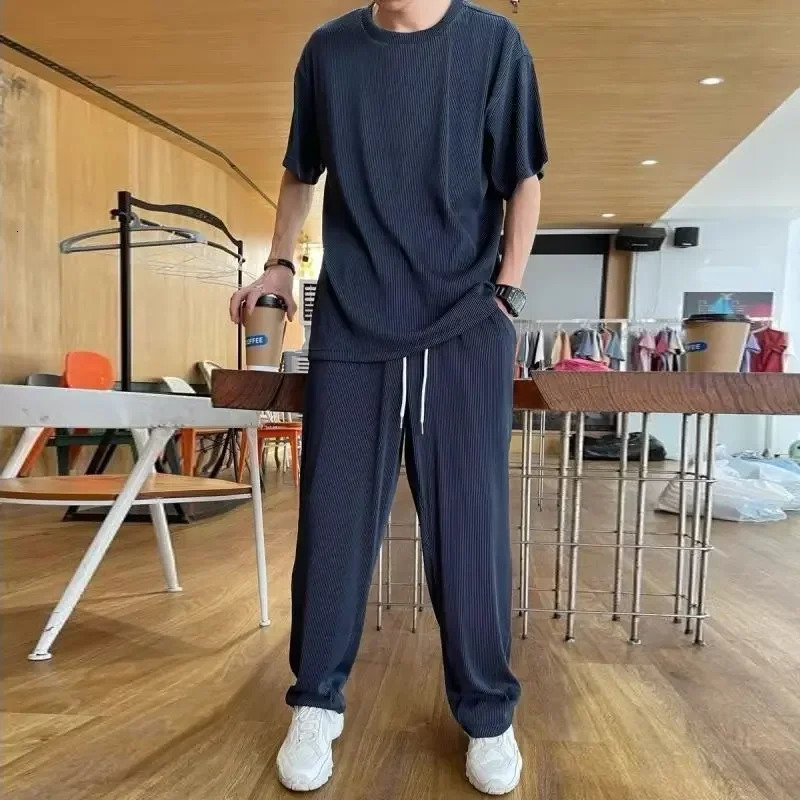 Casual Ice Silk Mens Short Sleeve T-shirt Loose-fit Trousers Lightweight Summer Fashion Trendy Mens Wear 2-piece Set 250617