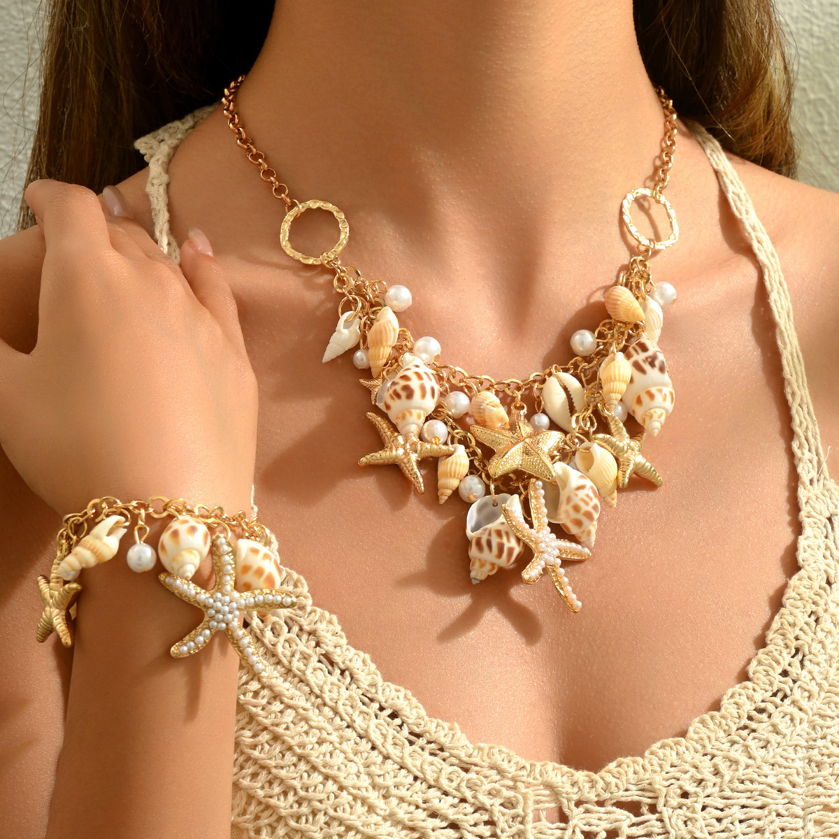 Ocean Style Women's Necklace Bracelet Set with Unique Starfish and Shell Inlaid Pearl Design Choker Jewelry