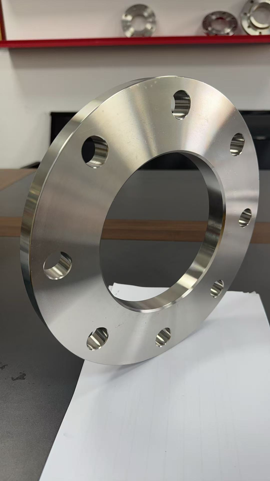 High-Quality 304 SS Weld Neck Flange for Industrial Use welding plate flange