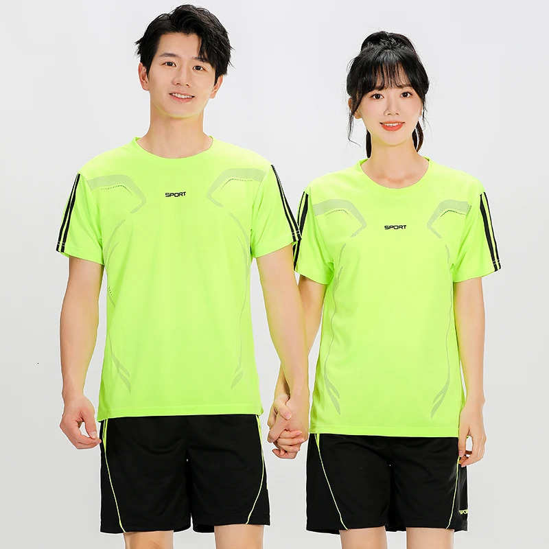 Ultra-thin Breathable Ice Silk Couple Sports Short Sleeved Shorts Set For Comfortable Versatile Outdoors Quick Drying Top 250617