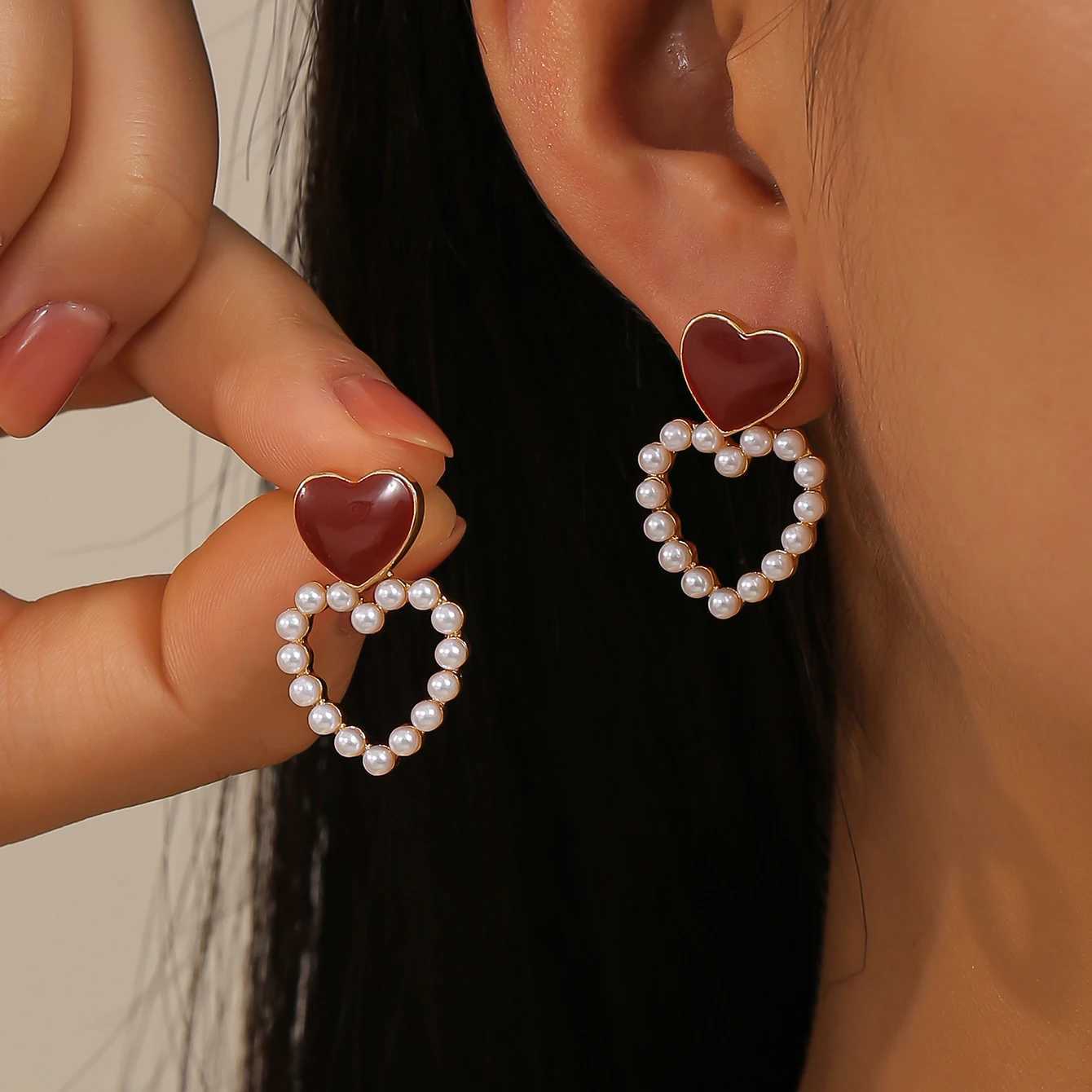 Wine Red Retro Style Womens Earring Set Elegant Heart-shaped Female Temperament Elegant Pearl Earrings Fashion Jewelry XJ250623