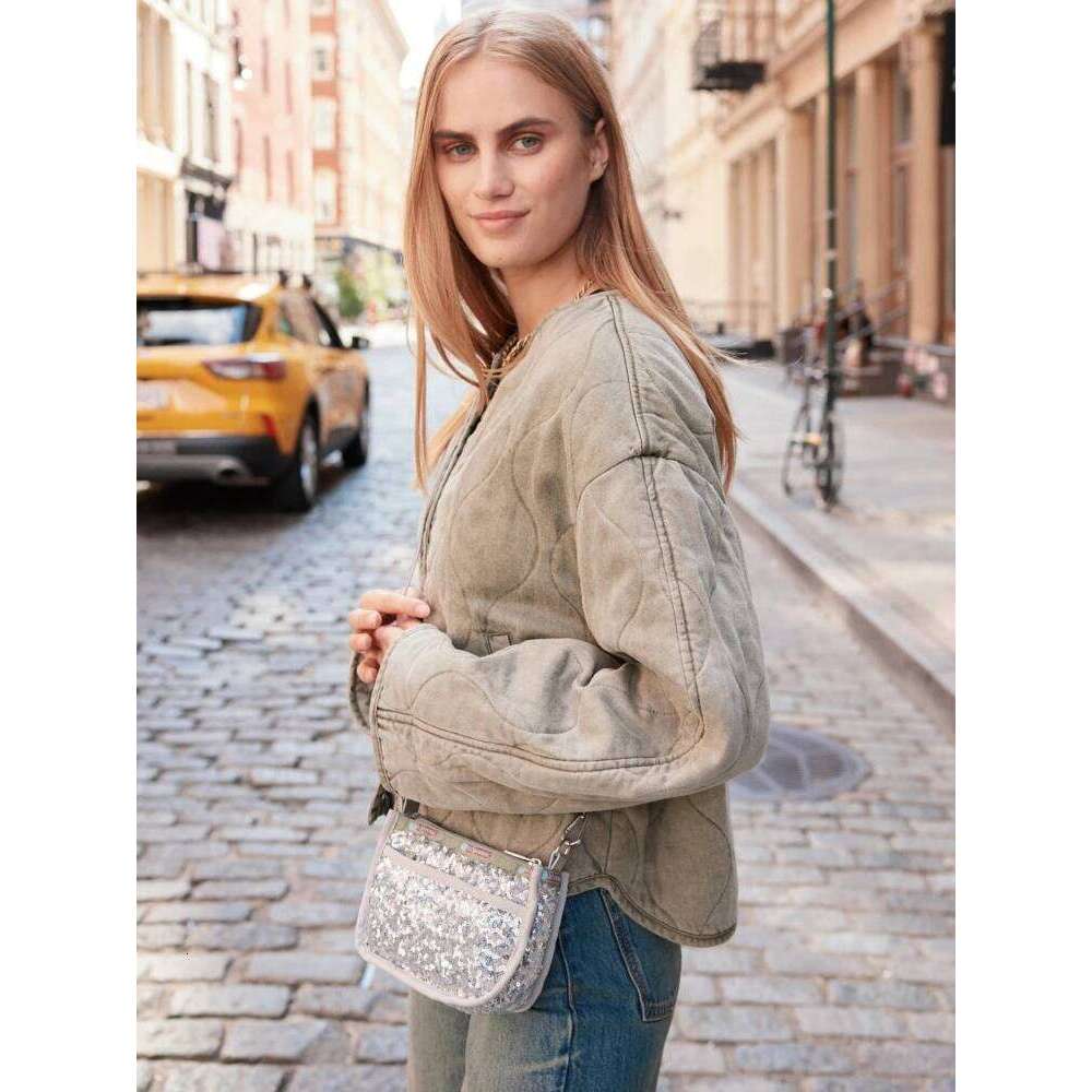 Women's Loose Quilted Jacket Warm O-neck Front Pockets Single Breasted Asymmetric Hem Solid Overcoat Fall Winter New Chic Coat