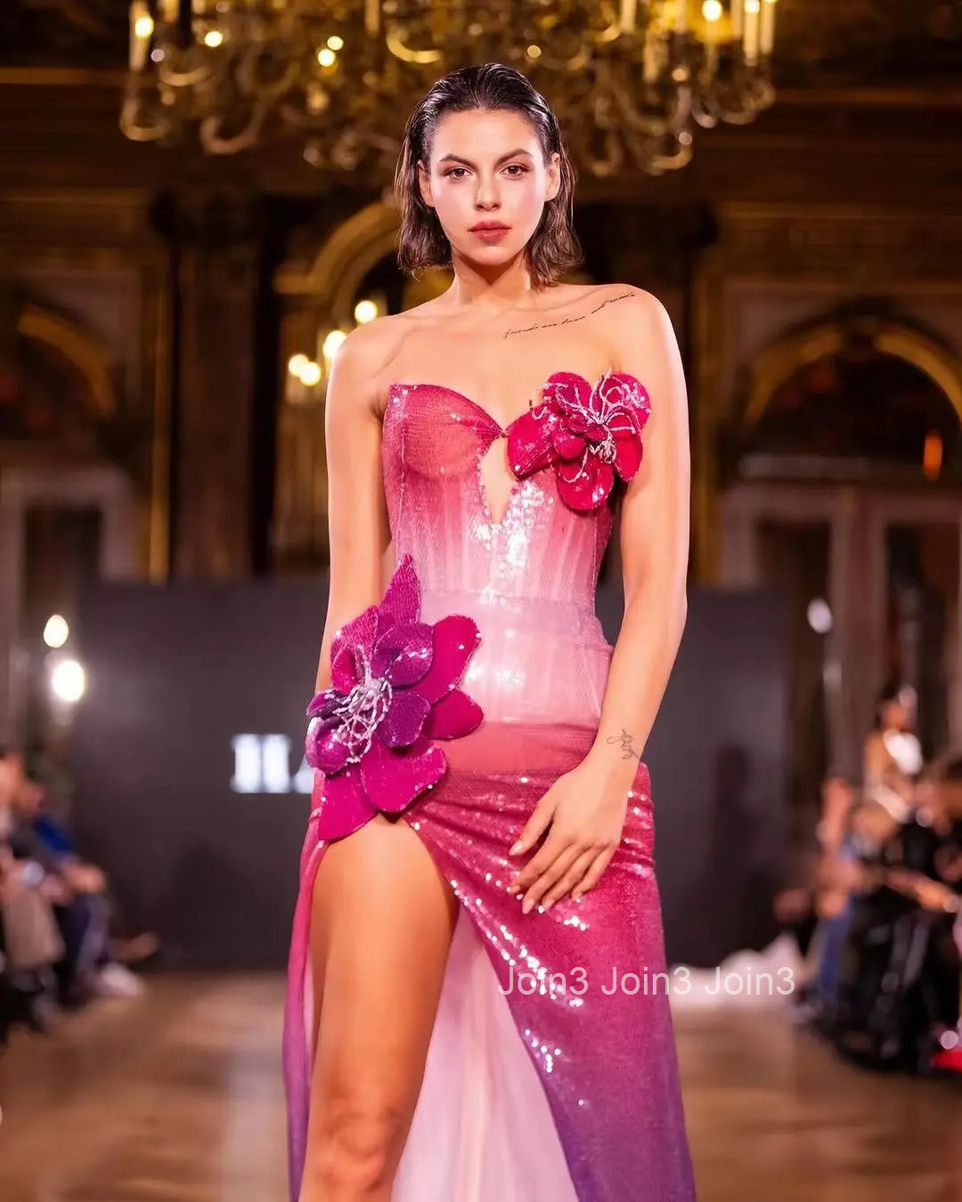 Womens Pink Bandage Dress Sequin 3D Floral Appliques Halter Neck High Slit Evening Gown Formal Party Dress