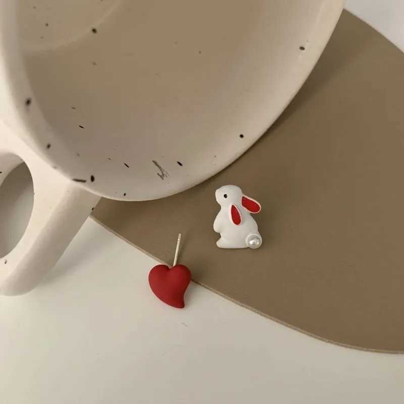 Cute Fairy Tales Animal Rabbit Pearl Stud Earrings Sweet Girls Women Asymmetric Heart Ear Studs JewelryXJ250623