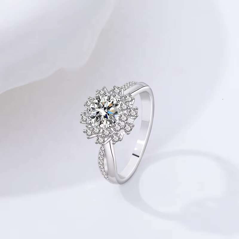 Wholesale 925 Silver Luxury Wedding Diamond Ring 1 Ct Big Moissanite Engagement Rings for Women