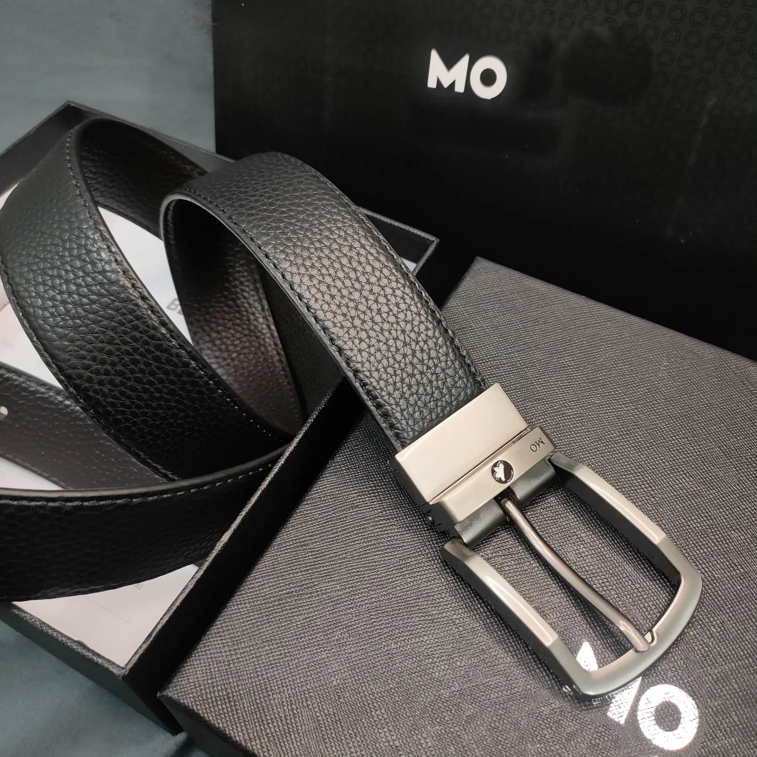 Designer Belt Men Gentlemanly Maturity Classic Simple Pin Needle Belts Gold and Sier Grey Buckle Head Casual Width 3.5cm Size 105-125cm Fashion Good