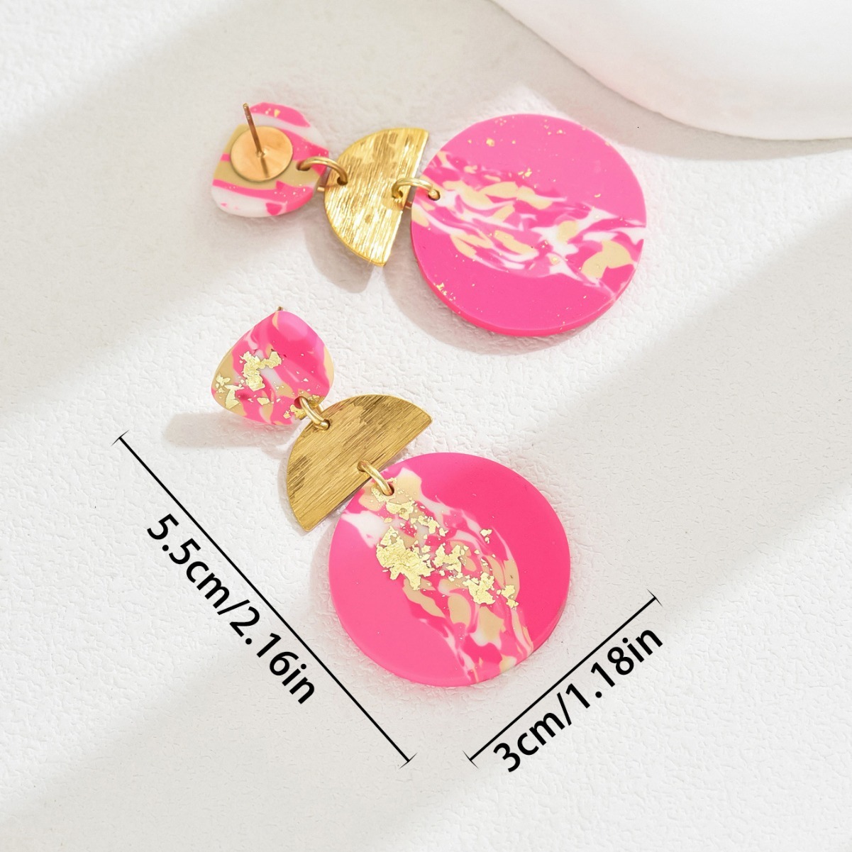 New Gd Stamping Craft Women's Acrylic Design Stud Fashion Light Style Earrings Studs
