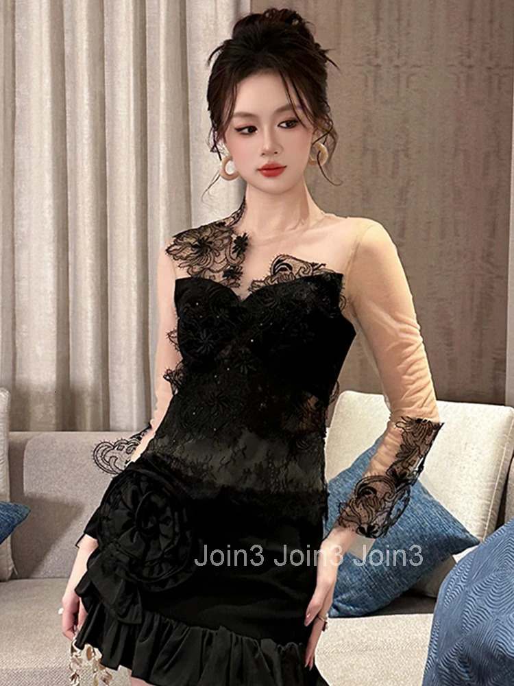 Women Clothes Mesh Lace Splicing O-Neck Short T-Shirt Elegant Black Sheer Sexy Long Sleeve Blouse Femme Prom Tops Casual Fashion