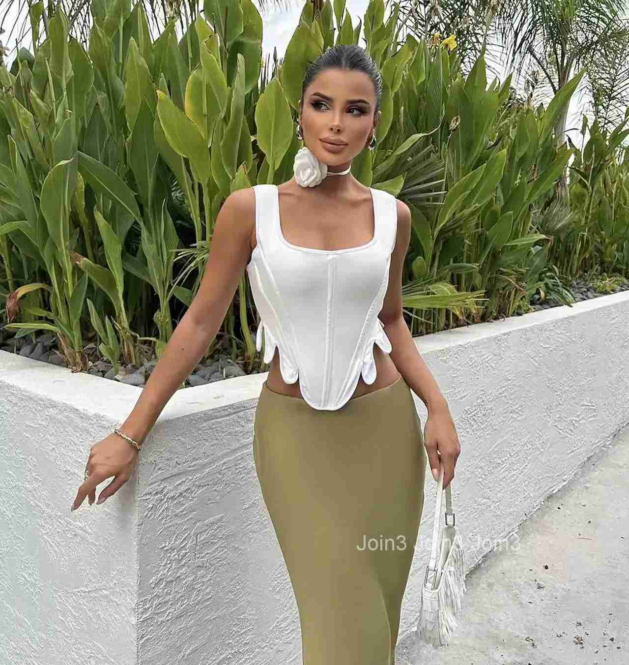 Womens Sexy Square Neck Camisole Short Hem Unique Design Hot Outfit Versatile Bandage Top Casual Ladies Clothing Pretty Wear