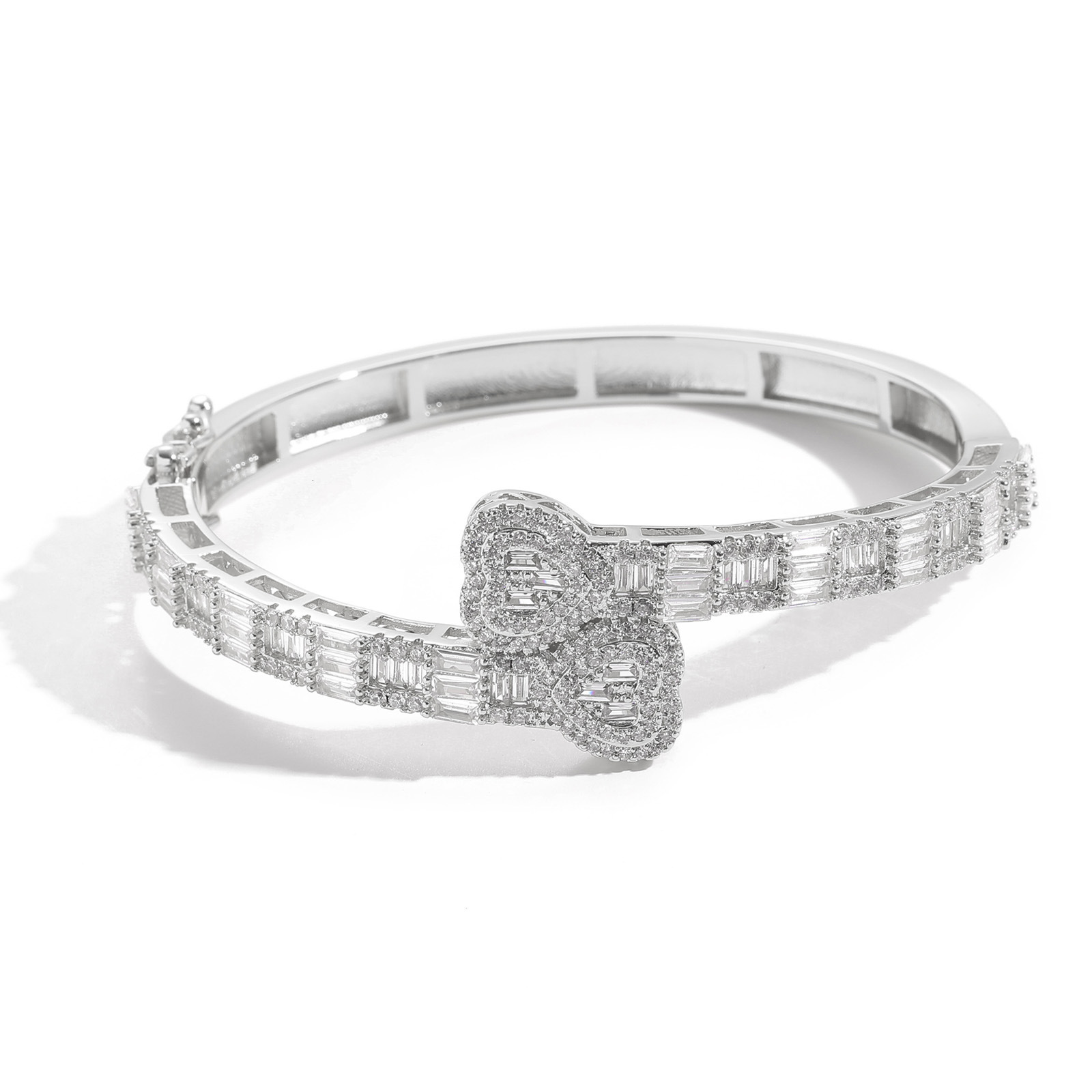 Luxury Designer Brand Hip Hop Heart Men's Moissanite Diamond Inlaid Spring Free Clasp Fashion Personalized Statement Bracelet Jewelry Pass the di