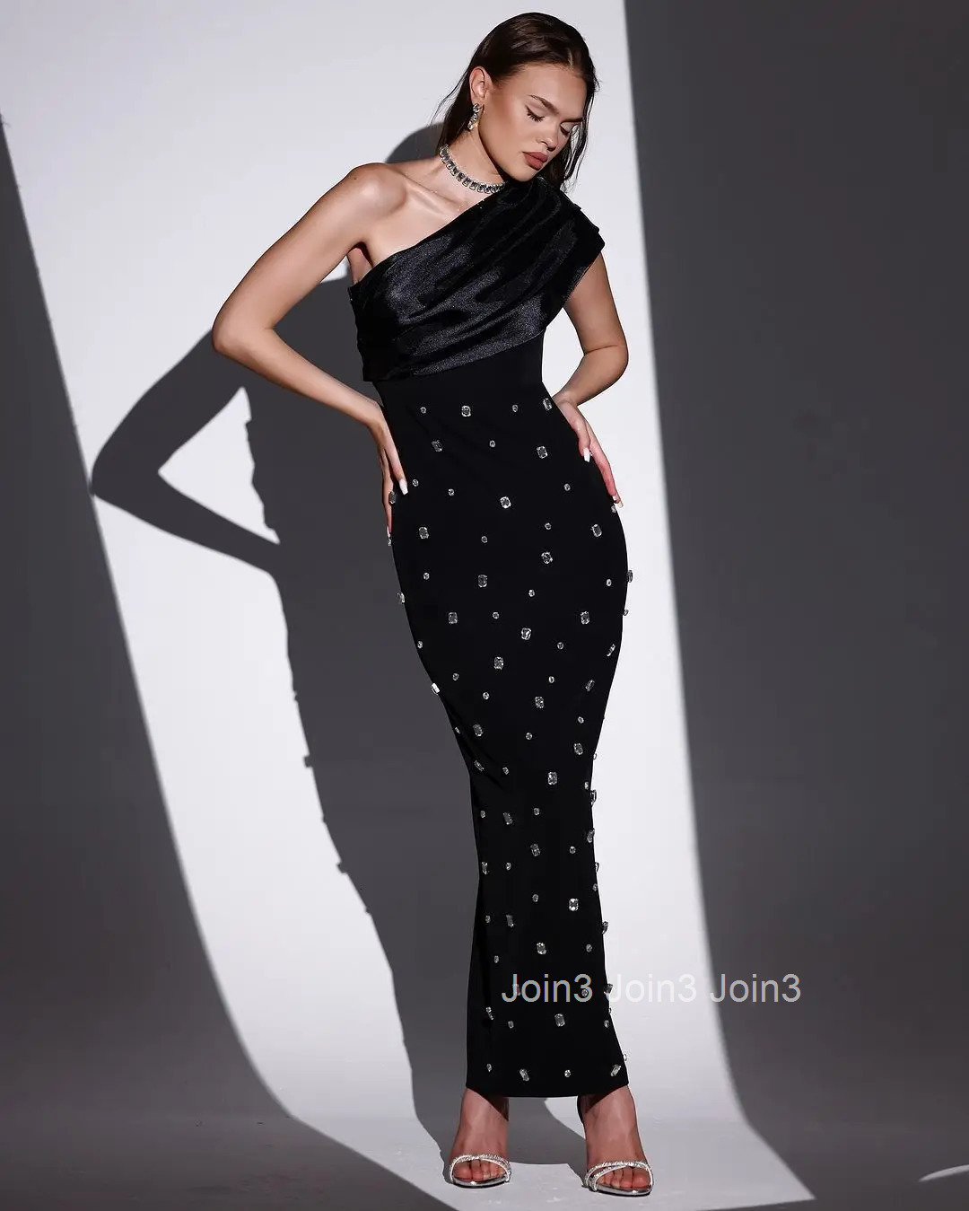 Black Incline Shoulder Bandage Dress For Women Autumn/Winter Evening Party Gown Chic Diamonds Embelling Slim Sleeveless Clothing