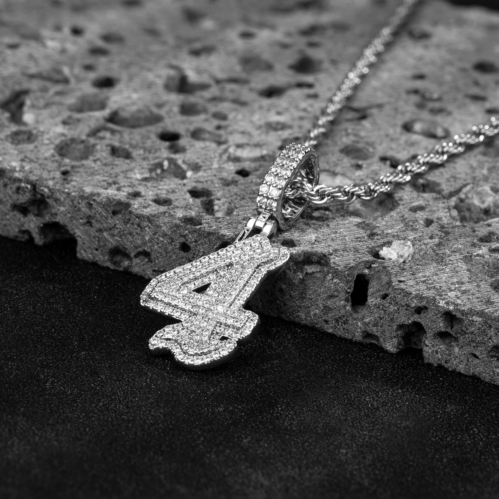 Lucky Number Full Iced Out Hip Hop Personalized Letter Moissanite Elegant Fashion Trendy Statement Necklace