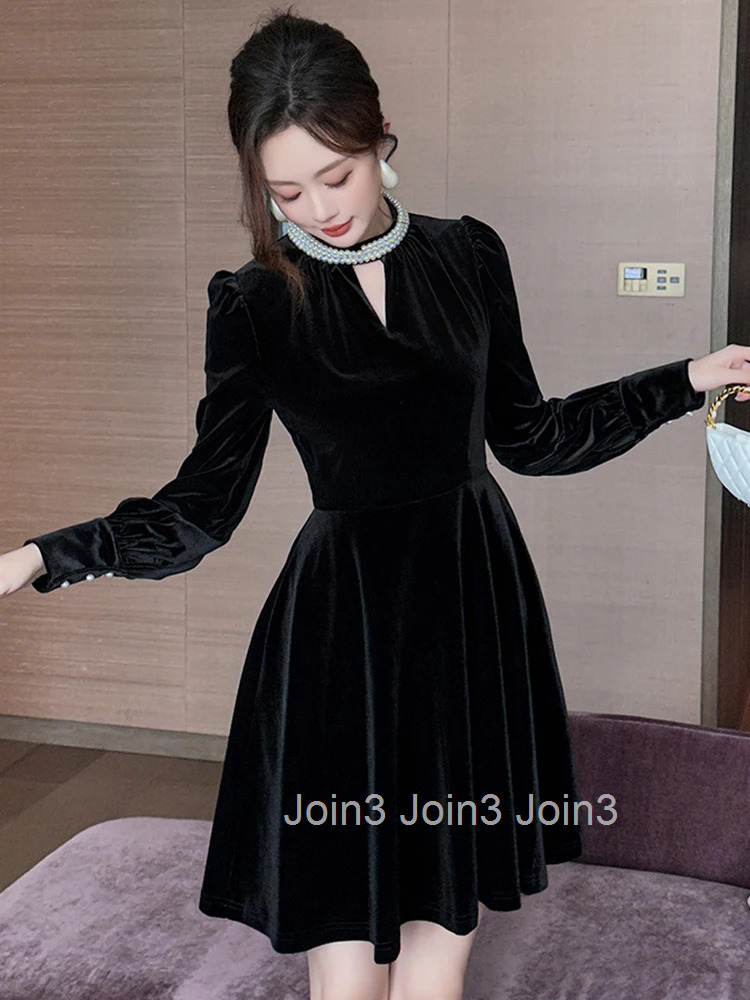 Autumn Winter Fashion Casual Black Velvet Pearl A-Line Short Dress Women Clothes Elegant Vintage Puff Sleeve Slim Party Vestidos