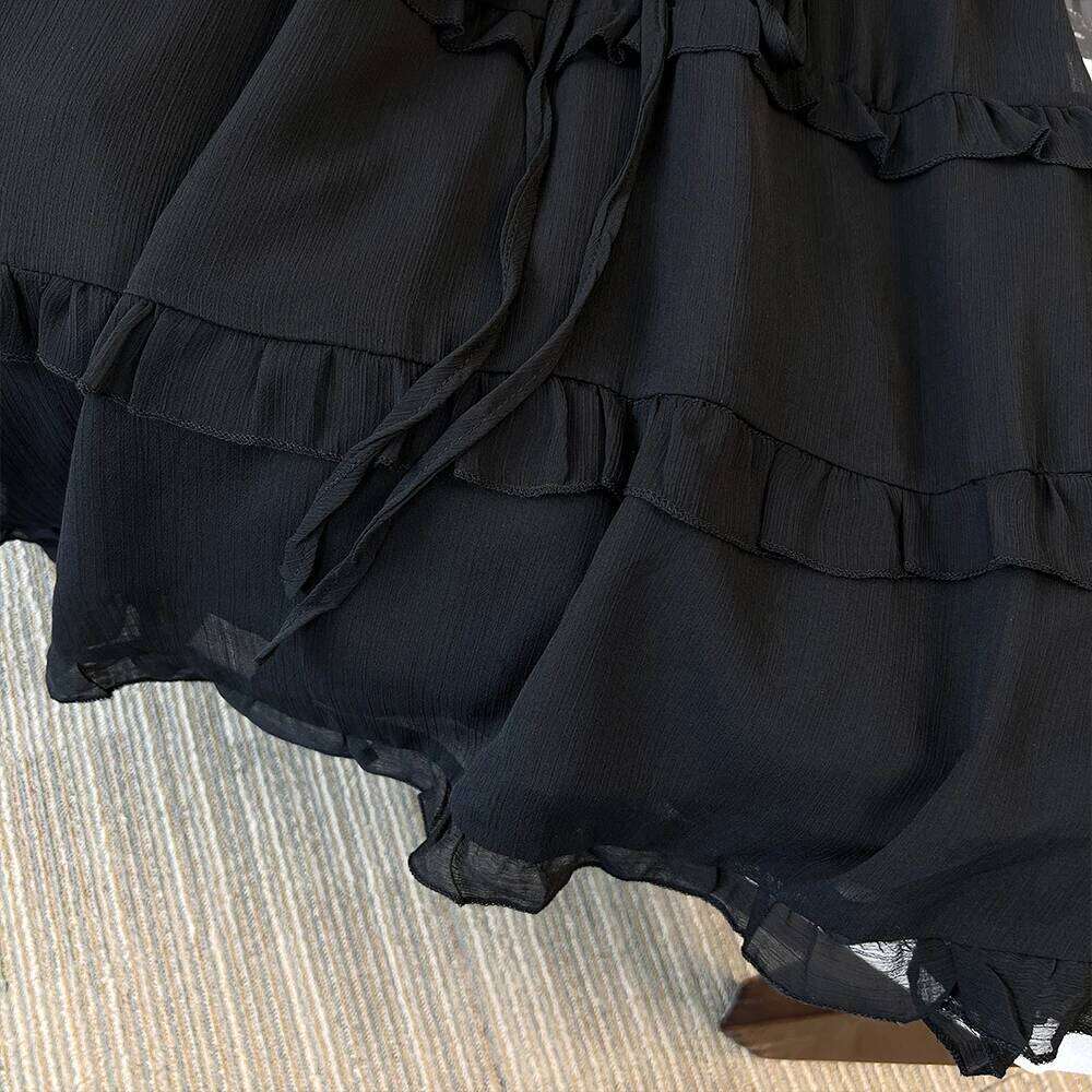 Plus-Size Women's Summer Casual Commuting Loose And Comfortable Black Apricot V-Neck Lace-Up Short-Sleeved Dress Clothes