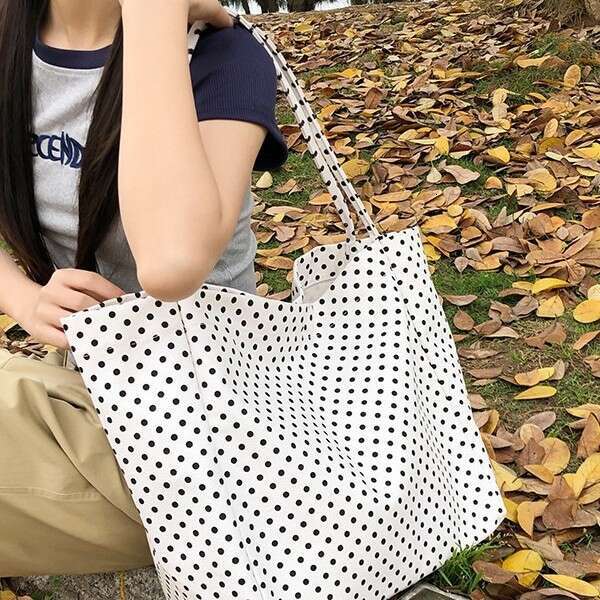 New Canvas Tote Fashion Trend Hot Sale Versatile Casual Large Capacity Polka Dot Shoulder Bag for College Students Commuting