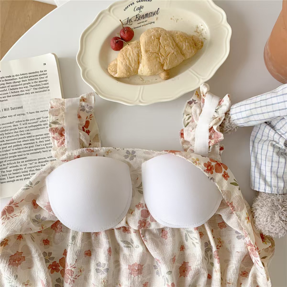 2025 women's models spring and summer sweet ins style halter mid-length loose nightgown female home dressred flower