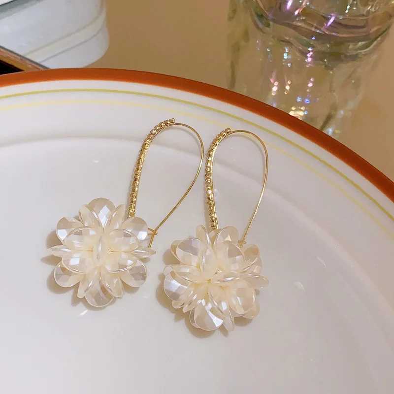 Summer Long Flower Earrings Hand-made Pearl Beaded Korean Fashion Shiny Earrings Sweet Jewelry Gifts Wholesale XJ250623