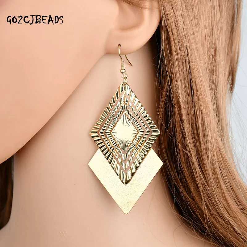 Tren Leaves 2022 Earrings Bohemia Metal Tassel Earrings Long Earring Women Irregular Sexy Girls Jewelry Fashion Punk XJ250623